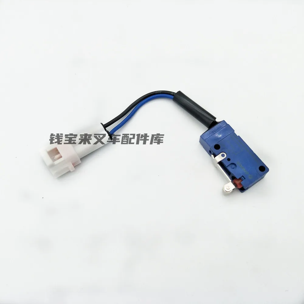 Forklift Parts Microswitch (handbrake) 46104-13130-71 46105-13130-71