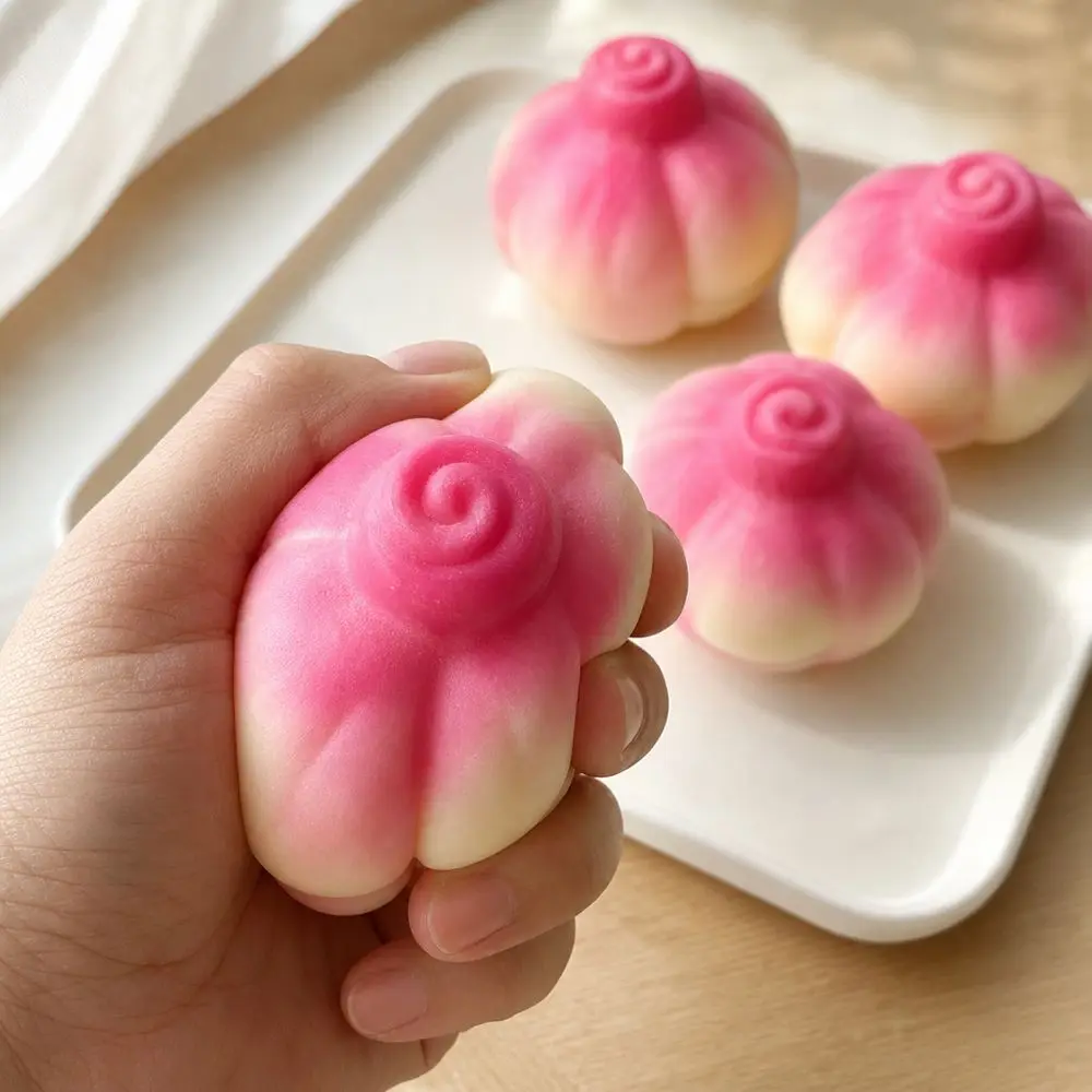 Handmade Onion Squeeze Stress Ball Moldable Onion Shaped Onion Squeeze Fidget Toy Crunchy Texture Onion Pinching Toy