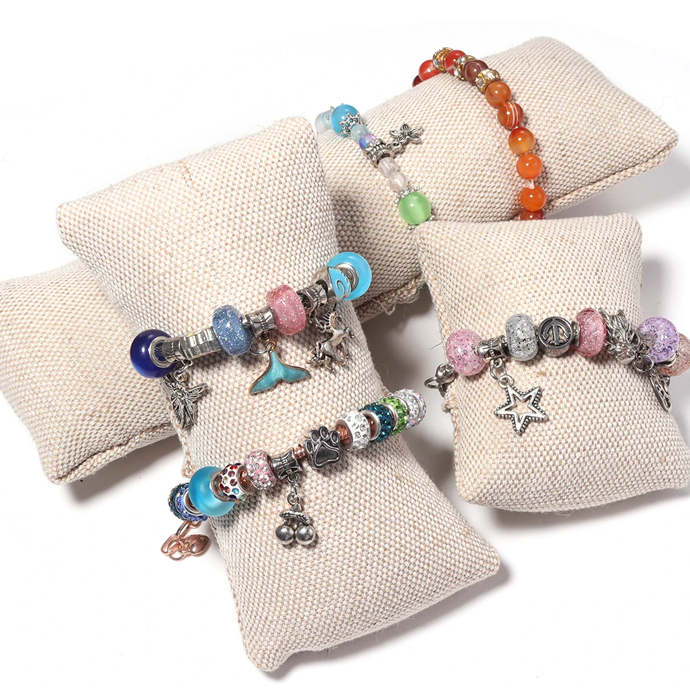 1Pc Bracelet Watch Display Pillow Stand Cotton Linen Texture Small Pillow For Bangle Anklet Necklace Showcase Photography Prop
