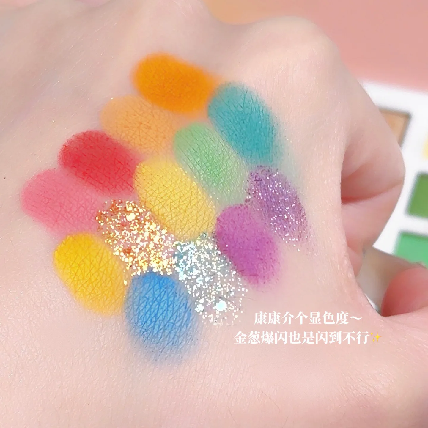 Paleta Cieni do Powiek 24 Kolory Brokat Matowy Wodoodporny Długotrwały Puder Prasowany Zestaw Kosmetyków Modny Makijaż Oczu dla Kobiet