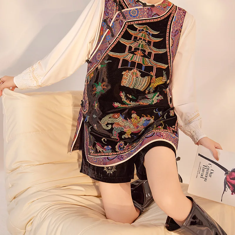 

Chinese Style Embroidery Vests Women Outerwear