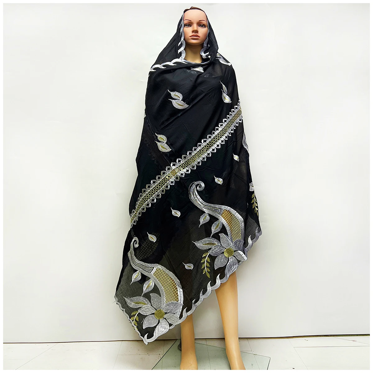 2025 New Hot Sale African Women 100% Cotton Hollow Out Devise Scarf Muslim Women Hijab Scarfs Big Size Cotton Scarf for Shawls