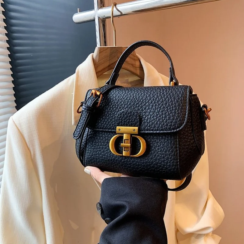 

Fashionable Ladies Handbag Leather Crossbody Bag By Famous Designer For Women - Shoulder Tote Elegant Classic