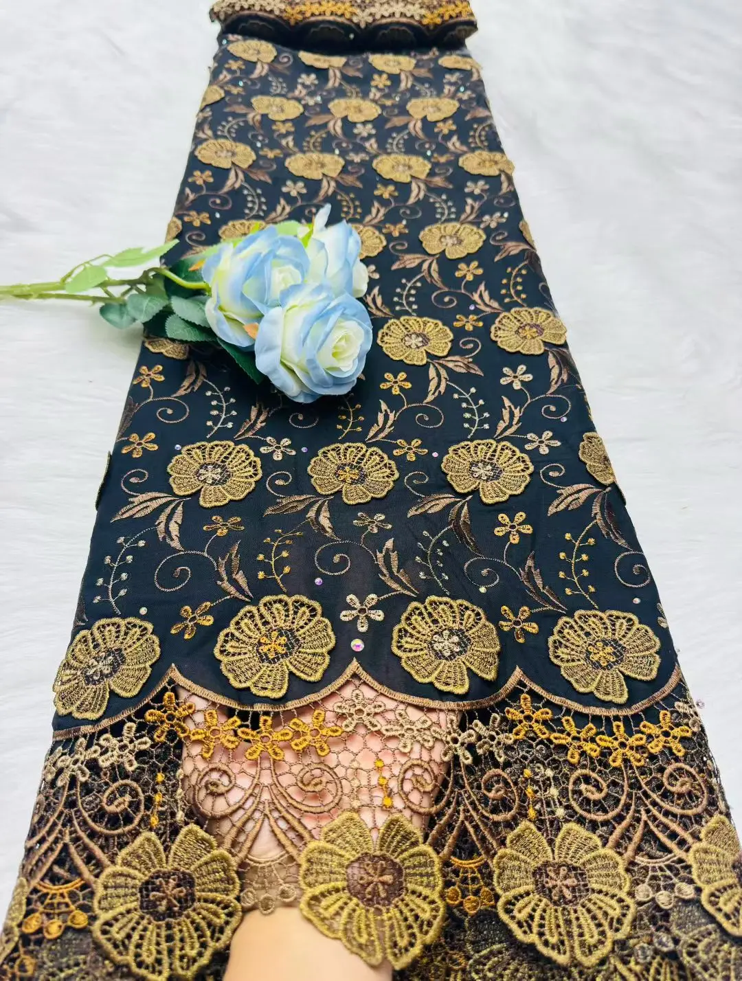 2026 African Chiffon Lace Fabric Embroidery 5 Yard Nigerian Swiss Voile Lace Fabrics Sewing For Women Wedding Party Dress H195-1