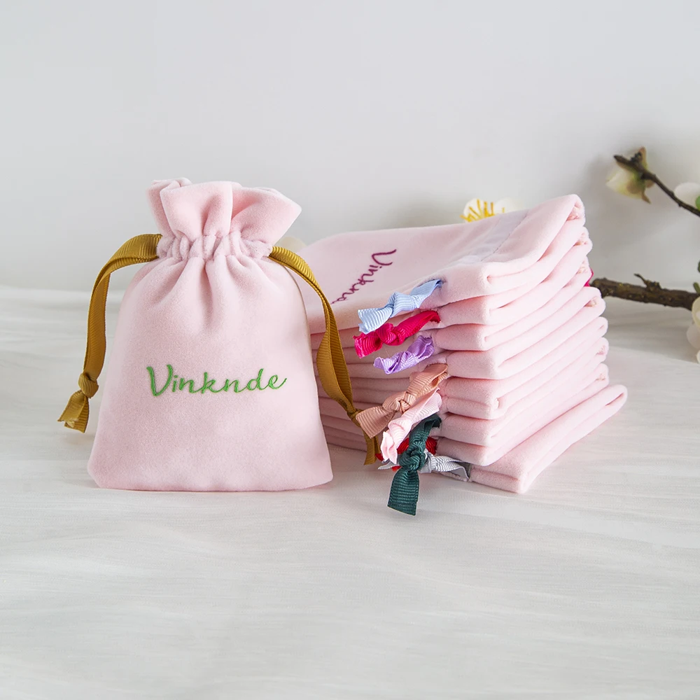 

100Pcs/Lot New Pink Velvet Bags with Ribbon Drawstring Custom Logo Soft Touching Christmas Wedding Gift Package Jewelry Pouches