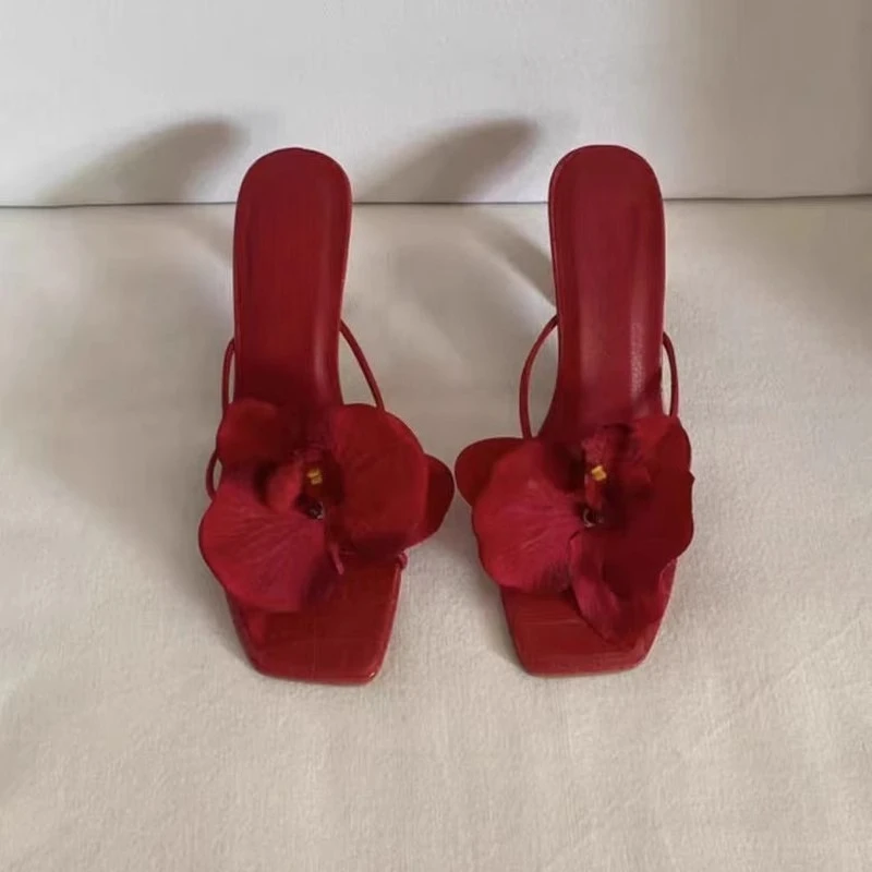 

2025 Summer New Rose Petal Open-toe French Slippers High-heeled Casual Sandals Female Half-tow External Wear