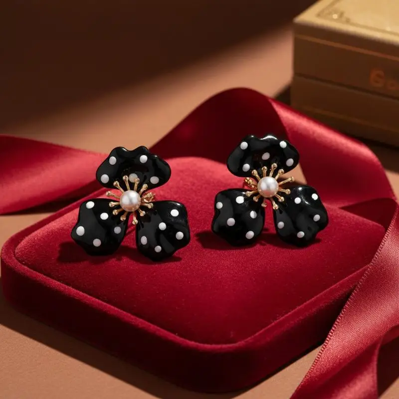 Elegant Flower Stud Earrings Black Polka Dot Faux Pearl Decor Gold Edged for Girls Party Casual Jewelry Gift