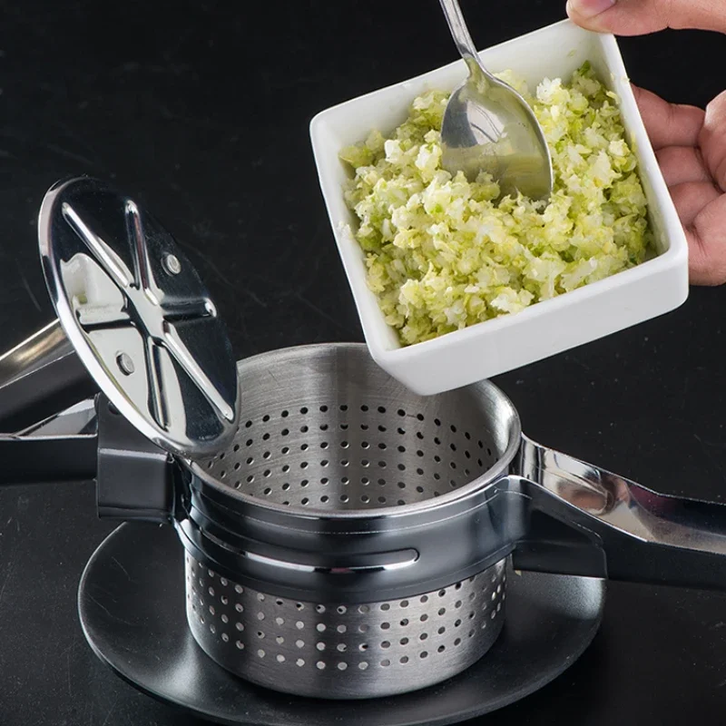 Stainless Steel Manual Vegetable Water Extractor - Efficient Kitchen Tool for Dehydration, Dumpling Filling & Home Cooking