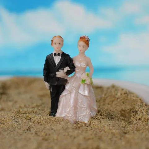 

Psychological counseling sand table sand set family marriage series western wedding dress groom and bride character ornament wed