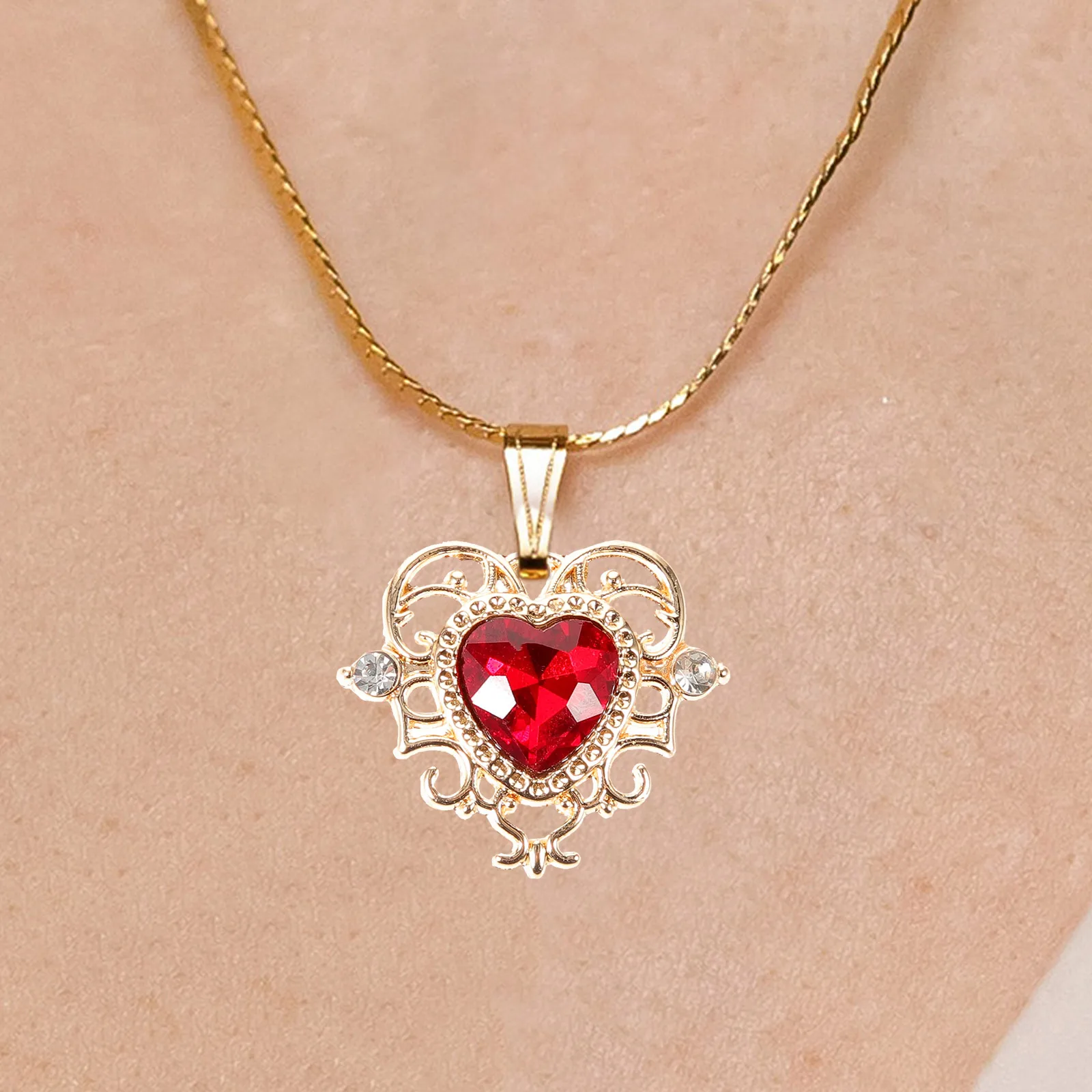 

10pcs Retro Hollow Vintage Jewelry Charms DIY Pendant Accessories for Necklace Bracelet Making Alloy Craft Decorations