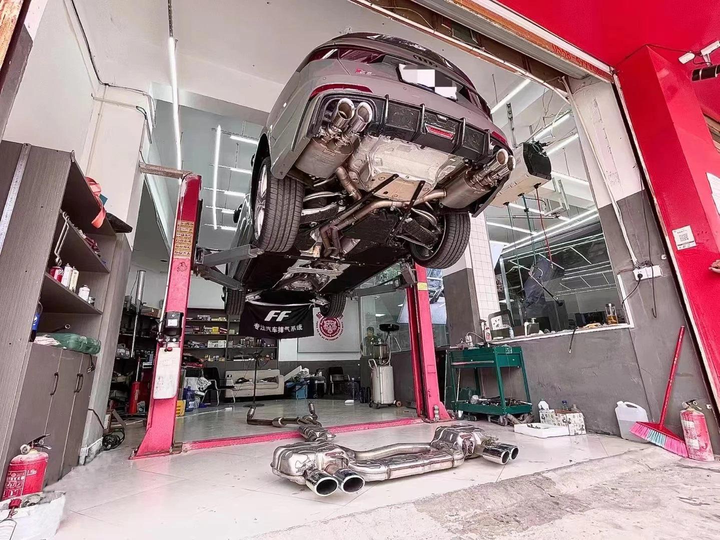 عادم Catback عالي الجودة من الفولاذ المقاوم للصدأ لكاتم الصوت Audi S6 S7 C8 مع صمام متغير