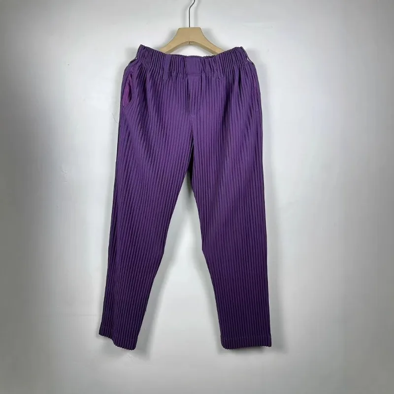 Celana Kasual Lipit Miyake 2025 Musim Gugur Terbaru Pria, Celana Panjang Lurus Tekstur Draped, Longgar, dan Lebar, Celana Kasual untuk Musim Panas