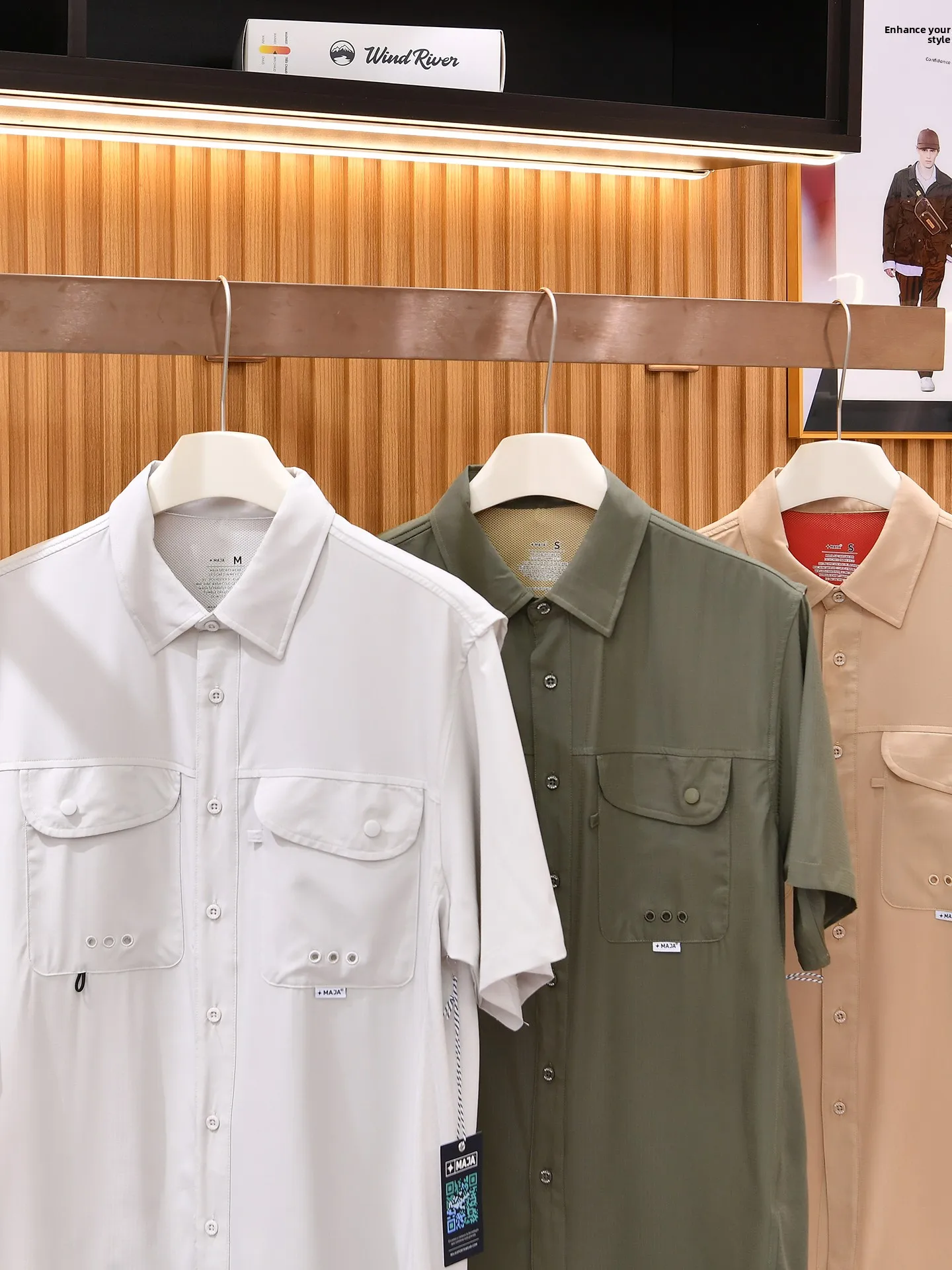 Lightweight Quick Dry Summer Men's Casual Versatile Collared Short Sleeve Shirt Breathable Comfortable Polyester Fiber