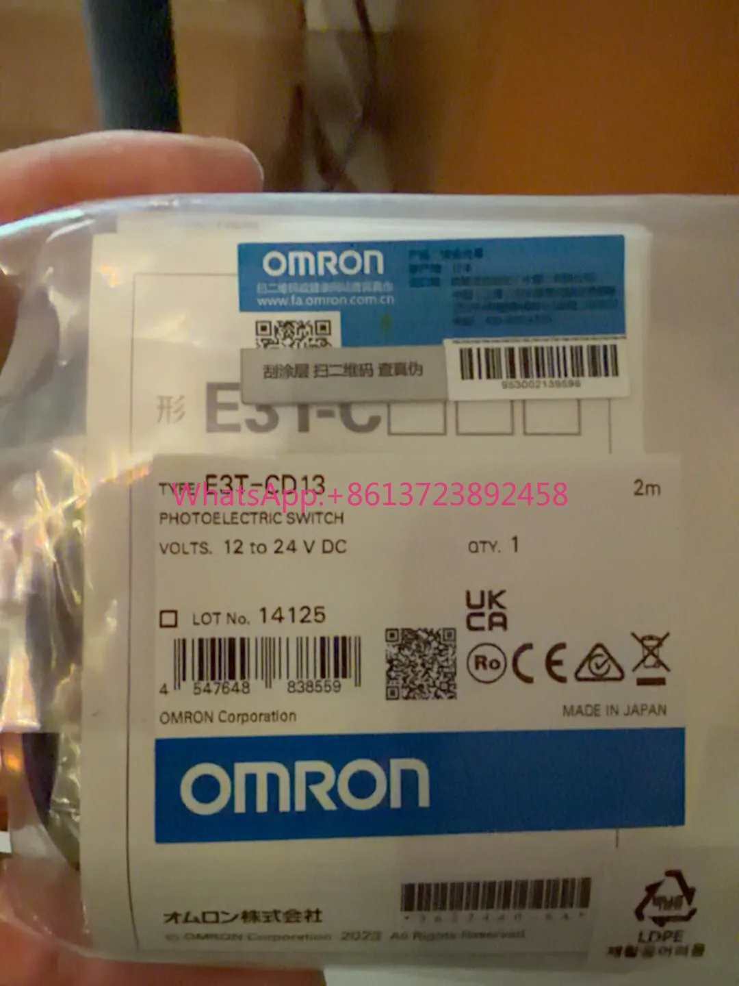 E3T-CD13 2M Omron new original genuine sensor