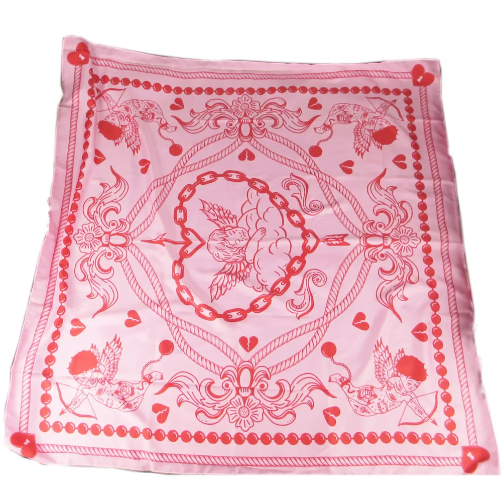 

Шелковый квадратный платок 90 см, розовый, для женщин, с эффектом шелка, атласный, ко Дню святого Валентина, для девушек, фулярд, повязка на голову, роскошный дизайн, шелковая бандана, повязка для волос