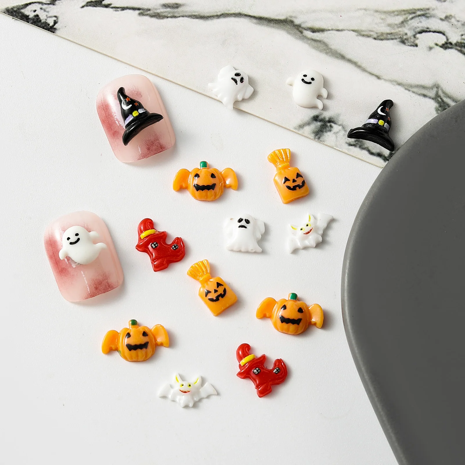 20pc Halloween Resin Nail Charms Pumpkin Ghost Little Ghost Magic Shoes Nail Decorations Parts DIY 3D Mini Nail Art Accessories