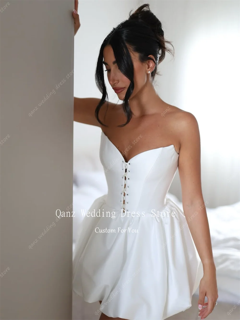 Qanz-Vestidos De Novia De satén Vintage blancos, escote en forma De corazón, corte en A, Vestidos De Novia hinchados, Mini Vestidos sexys personalizados