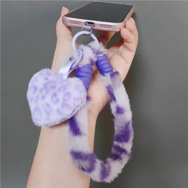 Cordones para teléfono móvil Wild But Cutie, serie de colgantes de cadena para teléfono a la moda, decoración para niñas, regalo de cumpleaños, correa de muñeca cálida para teléfono móvil
