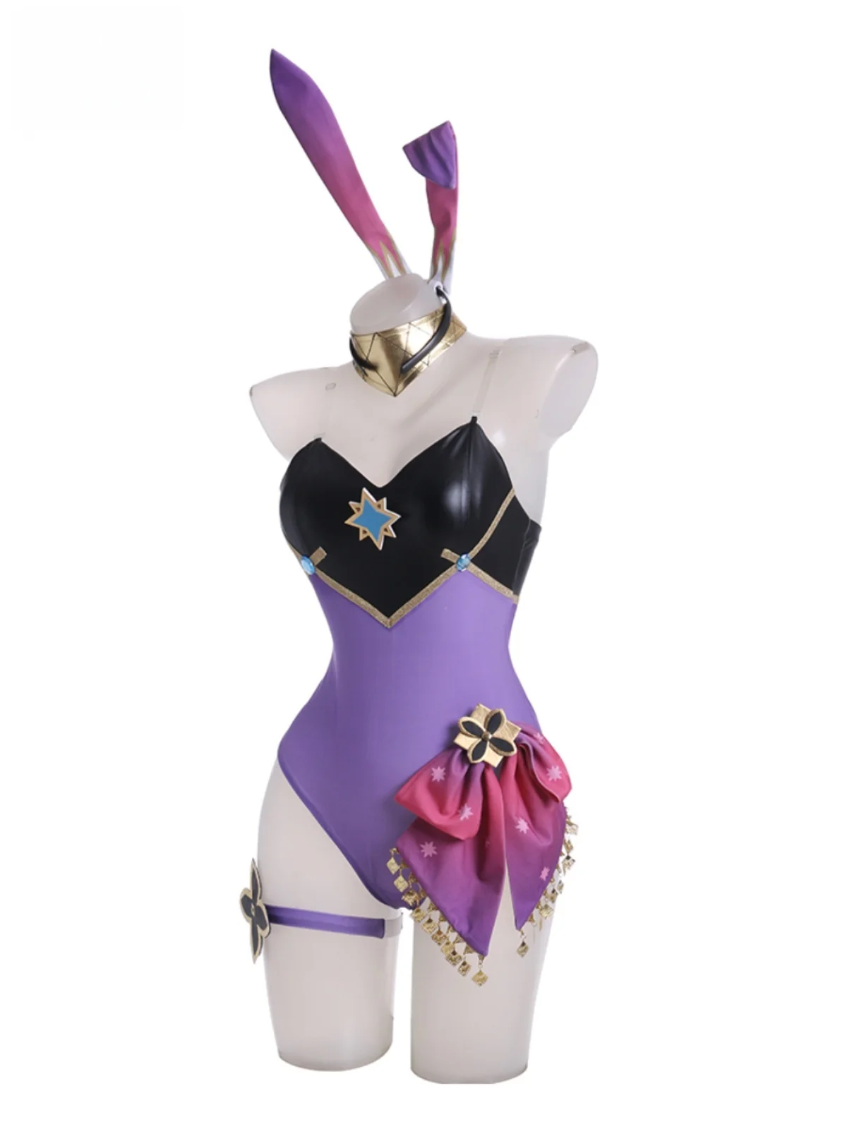 جديد دوري تأثيري حلي هالوين عيد الميلاد المعرض الهزلي أنيمي المرأة S-XL لعبة Genshin تأثير الأرنب فتاة في الأوراق المالية