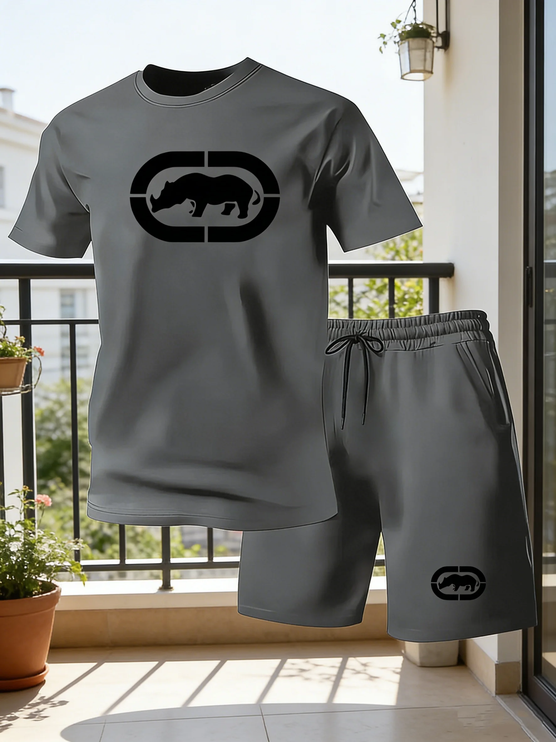 Men's Summer Breathable Sportswear Round Neck Short Sleeved Five Quarter Shorts Lightweight and Comfortable Sports Style Set