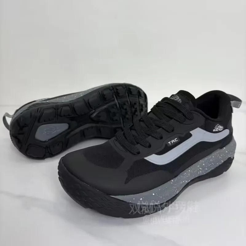 Original Brand Trail Running Shoe Wide Walking Jogging Shoe Non-Slip Running Shoes High Quality Outdoor Running Shoes Couples