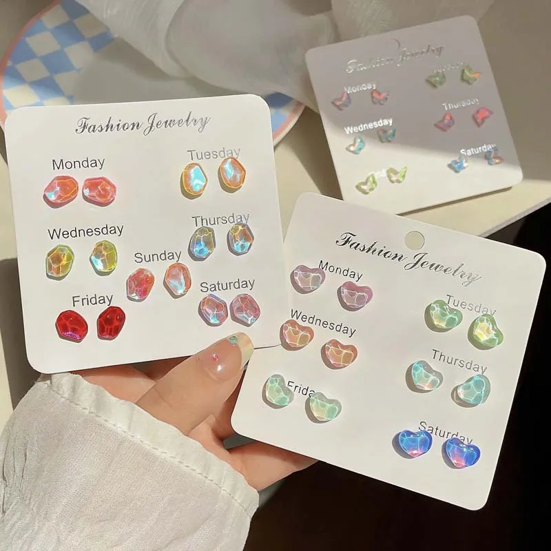 Conjunto de pendientes de corazón coloridos a la moda para mujeres y niñas, pendientes pequeños de resina coloridos y dulces, regalo de joyería estética Y2K