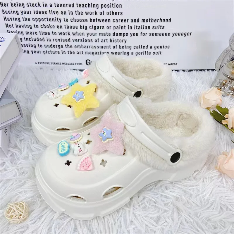 Winter Womens Classic Fur Lined Platform Clogs Slip On Platform Sandals with Charms Slide Garden Shoes Lady Wedge Clogs Mules