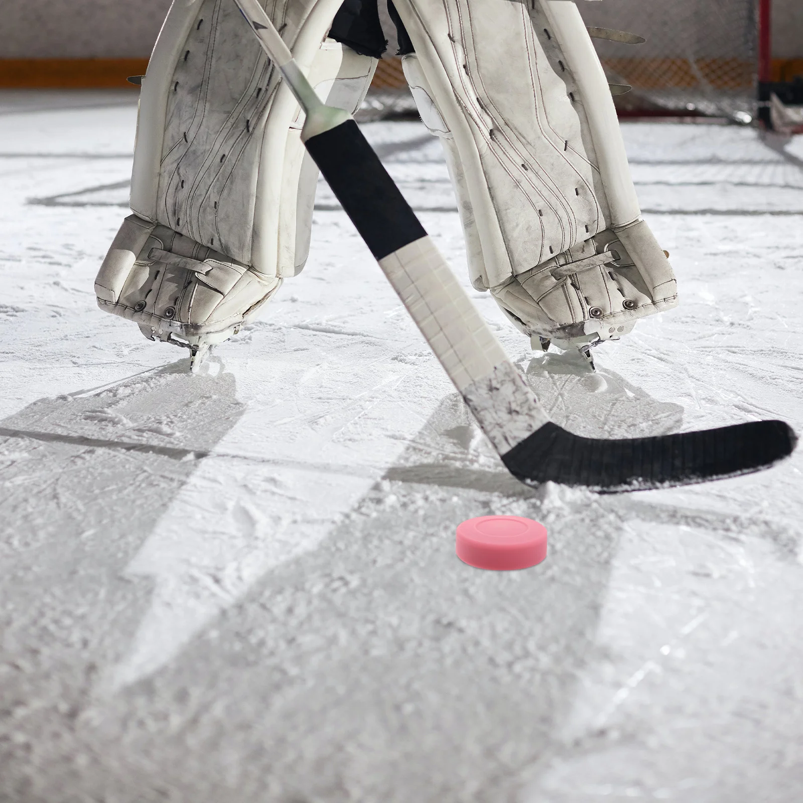 

2Pcs PVC Ice Hockey Pucks Matte Stable Flat Design Training Practice Indoor Outdoor Sports Game Accessories