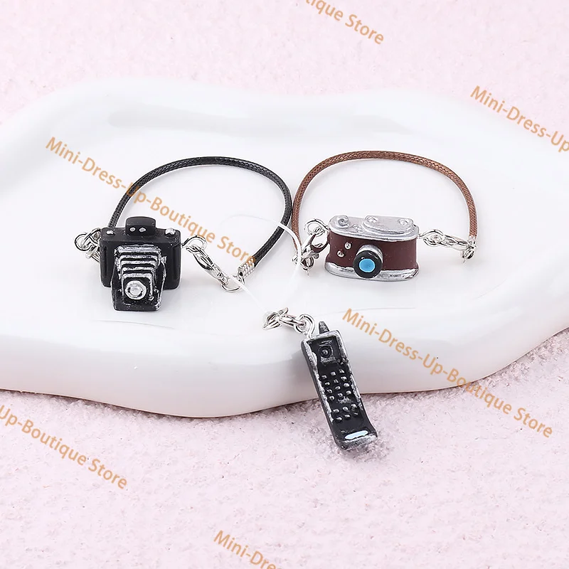 

15-17cm Labubu Mini Camera Charm - Cute Plush Doll Pendant, Kawaii Vintage Photography Accessory & Gift for Fashion Dolls