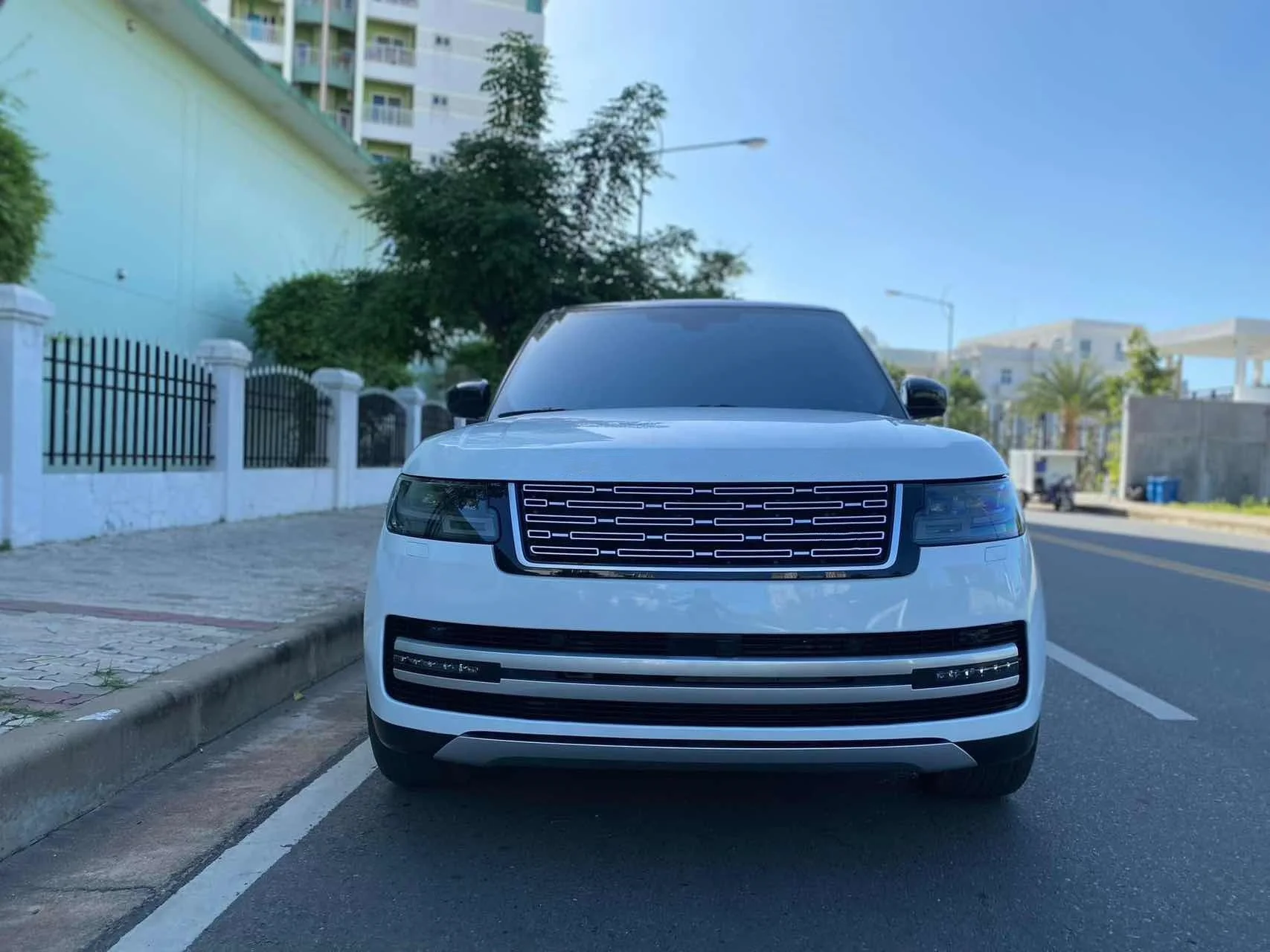 أطقم هيكل عالية الكفاءة وقفة واحدة رائجة البيع لسيارة لاند روفر 2018-2022 ترقية إلى 2023 طقم الجسم لسيارة رينج روفر فوغ