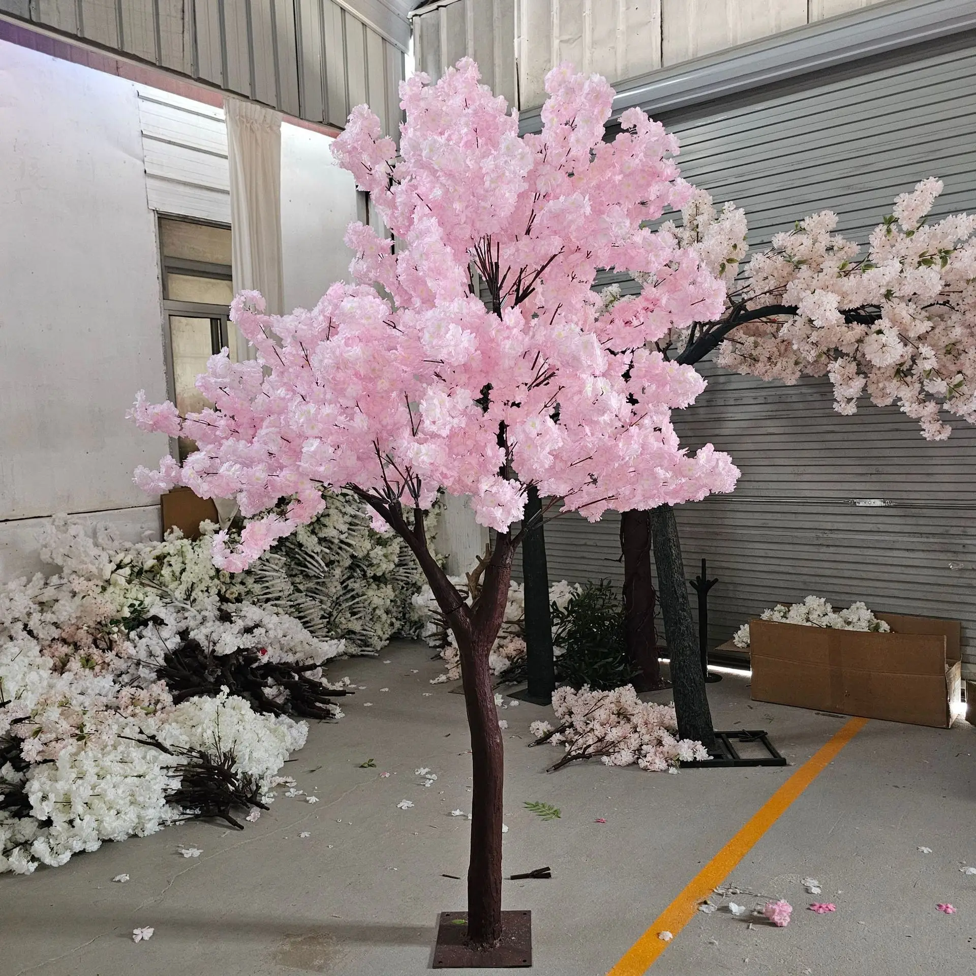 

2.5m simulated fiberglass cherry blossom tree pink silk hotel indoor and outdoor decoration home simulated flower tree