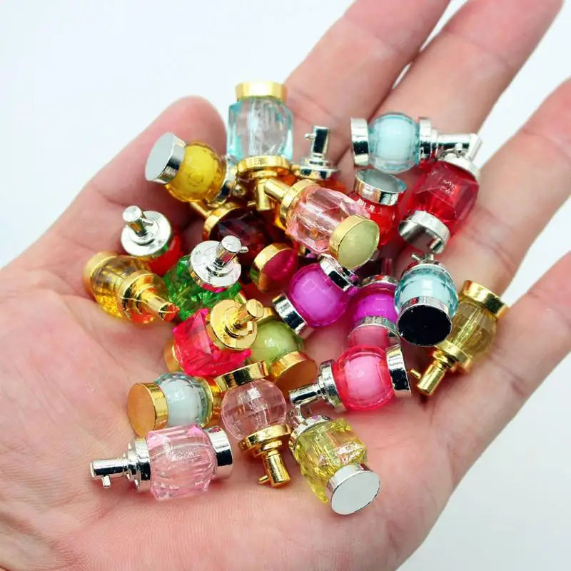 Miniature Alloy Perfume Models for Doll House - Makeup Accessories - 4PCS Set for Dollhouse Bedroom Bathroom Decoration