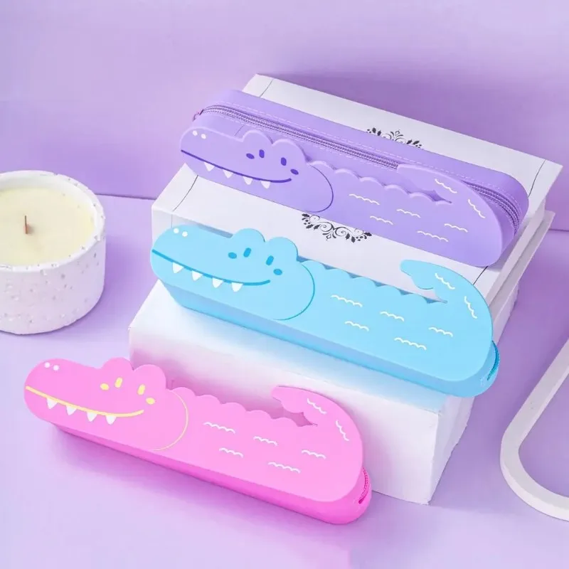 Portable Waterproof Pen Pouch Office Desktop Organizer Crocodile Shape Pencil Case Silicone Large Capacity Stationery Box