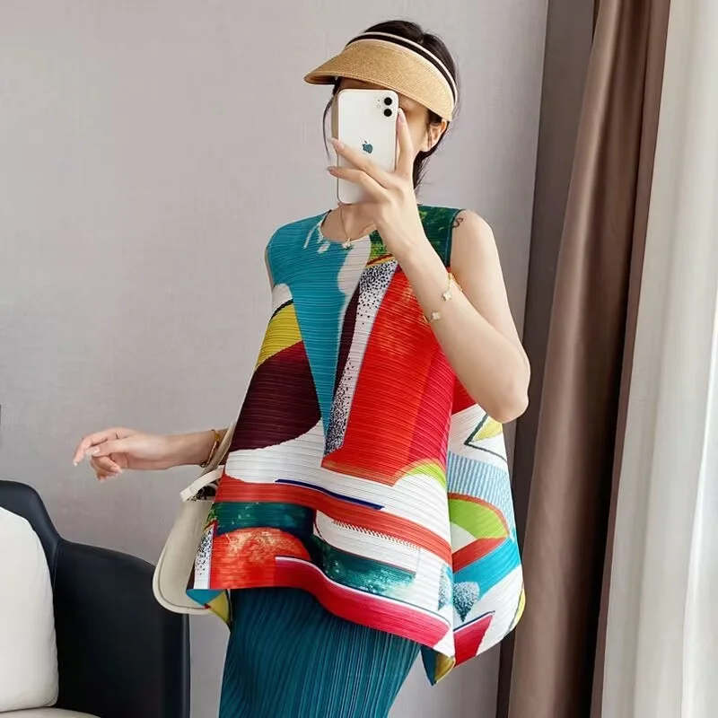 Woman Clothes T-shirt Miyake Pleated Fashion Age-reducing Printed Vest top Large Size T-shirt Short Loose Design Shirt Summer