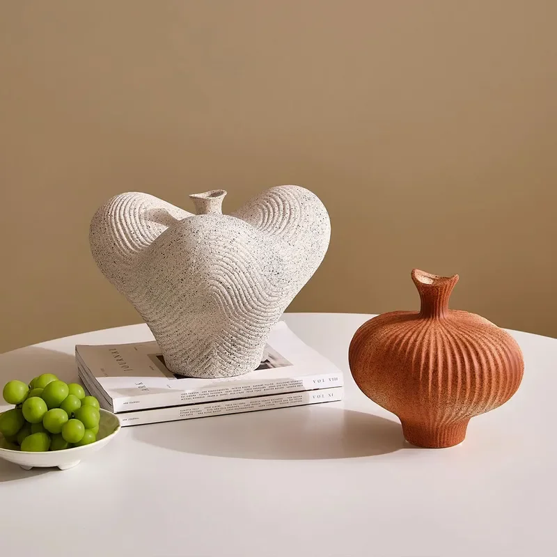 Wabi Sand Wind Ceramic Vase Light Luxury Flower Arrangement Ornament Advanced Sense Niche Entrance Flower Ware Creative Vase