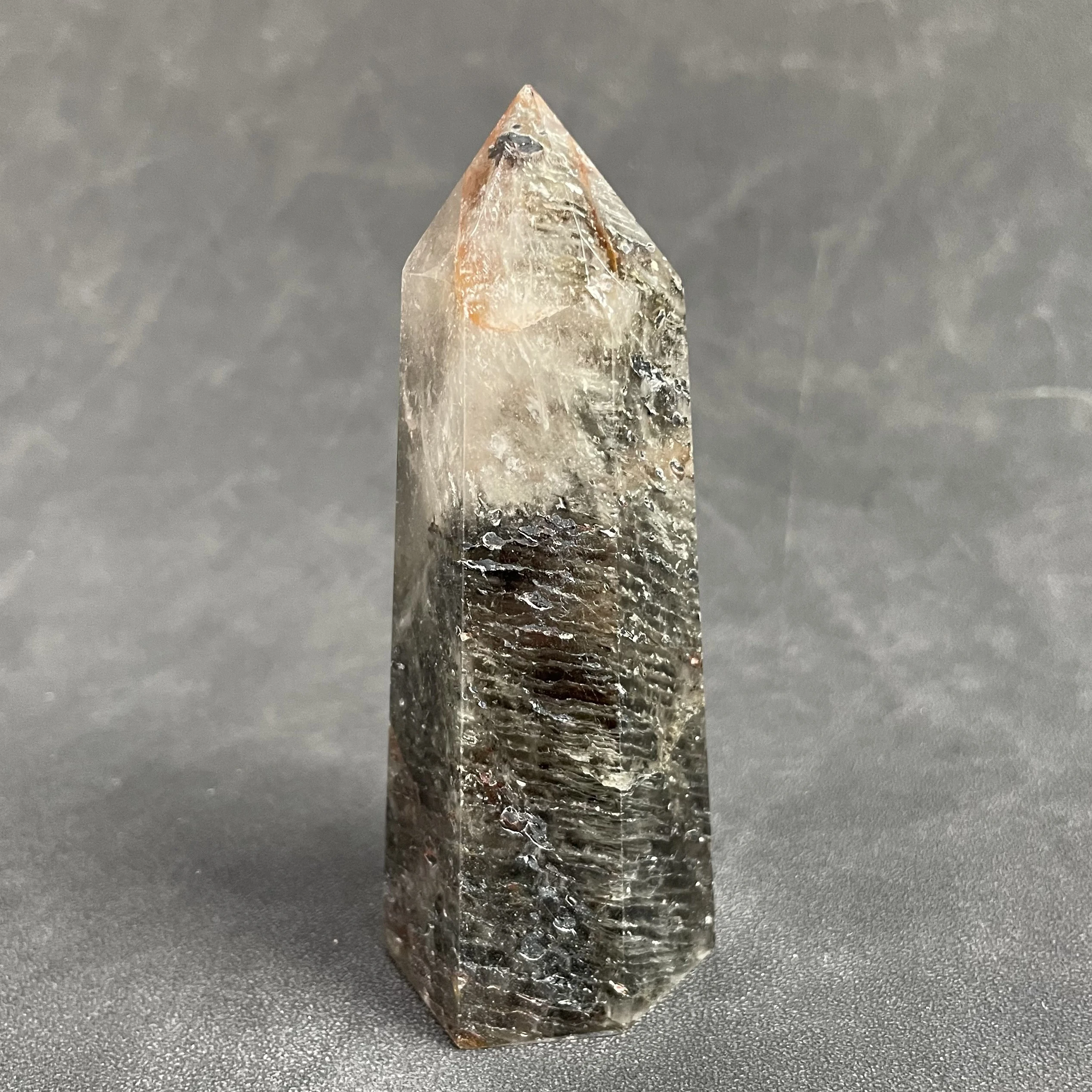 

168 г натуральный камень зеленый фантомный кристалл башня полированный кварц палочка точка рейки лечебный подарок декор комнаты обелиск Y1070