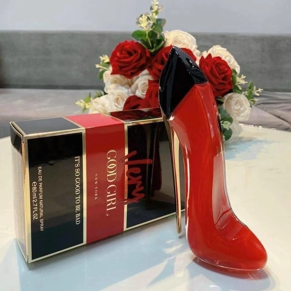 

Very Good Girl EDP Spray для женщин, 2.7 унции