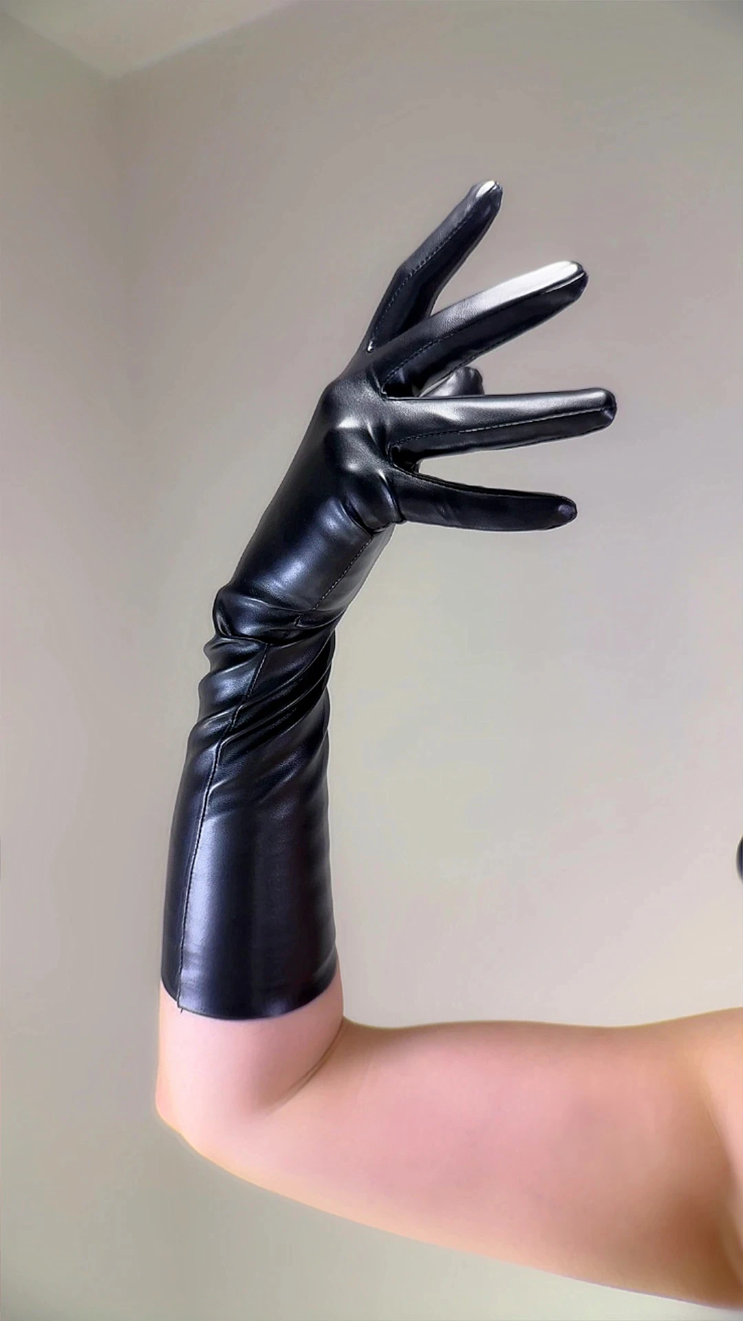 

DooWay Black SUPER THIN Leather GLOVES 40CM Elbow Long Faux PU No Lining 4 Seasons TECH Stretch Halloween Costume Cosplay Glove