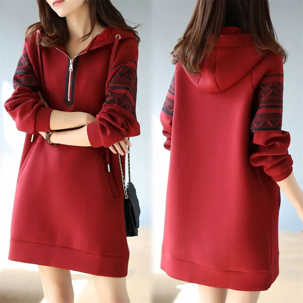 Thick Velvet Long Sleeved Hooded Mid to Long Style Age Reducing Fashion New Style Loose Fitting Pullover Bathroom Dress Women's