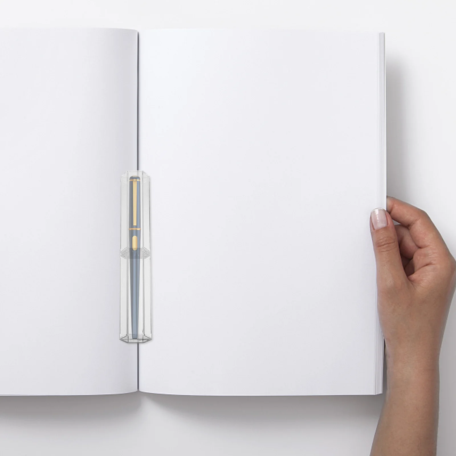 

10Pcs Transparent Pen Case Plastic Pencil Box Small Clear Pen Storage Box for Writing Pens Gift Packaging Display Case Holder