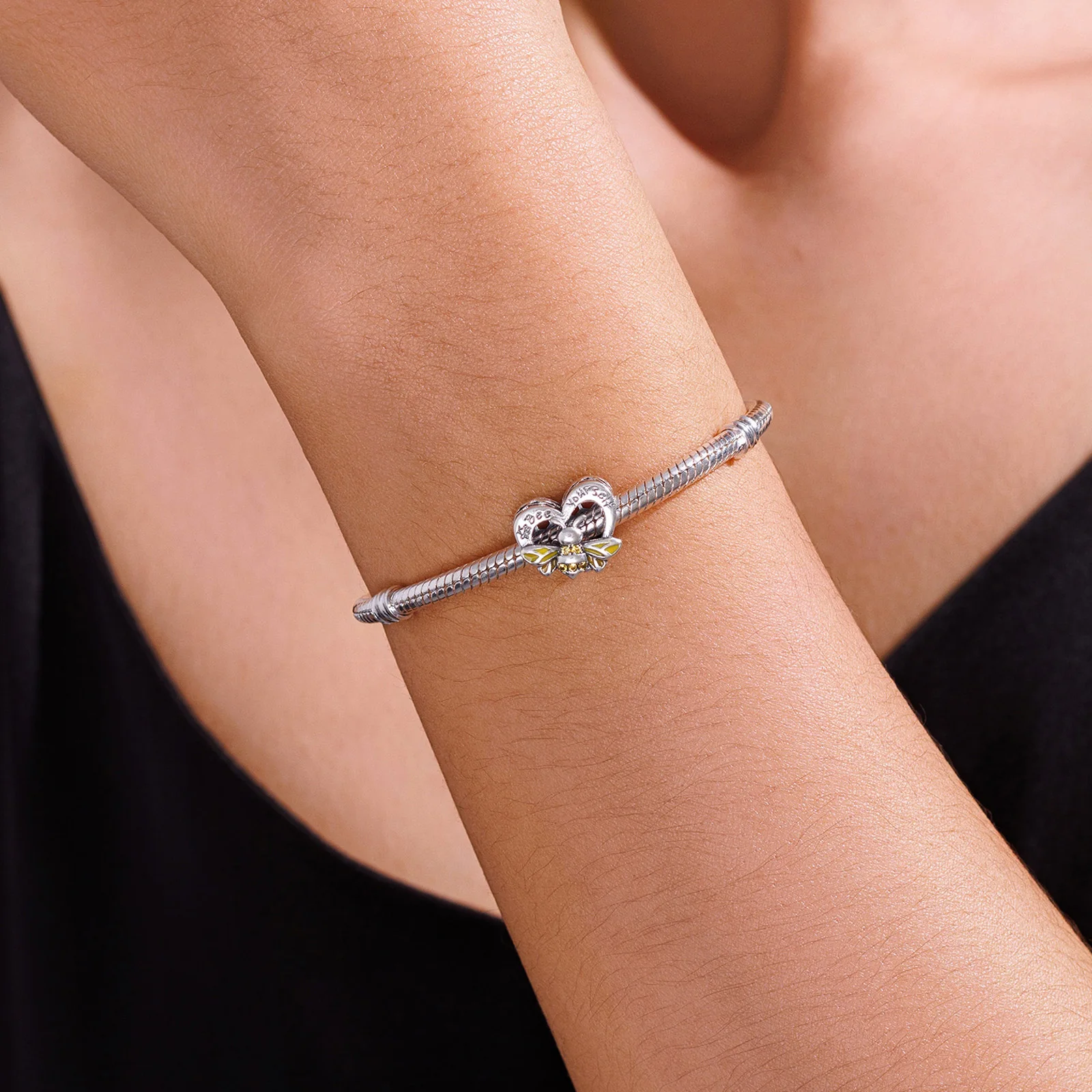 New Hot Sale Charms Bead 925 Sterling Silver Bee Yourself Bee Heart-shaped Charm Fit Bangle Bracelet Necklace DIY Jewelry view 4