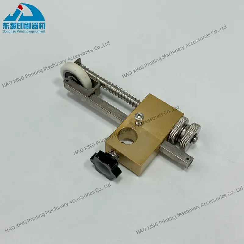 1-piece-top-quality-paper-pressing-wheel-assembly-paper-feeding-wheel-printing-machinery-part-for-kba-front-lay-paper-runner-set