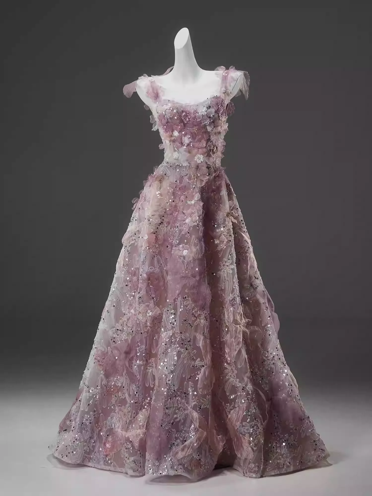 

Design Luxury Fashion Spaghetti Straps Dreamy 3D Flower Sequin Romantic Original Fabric Modest Elegant Evening Prom Party Dress