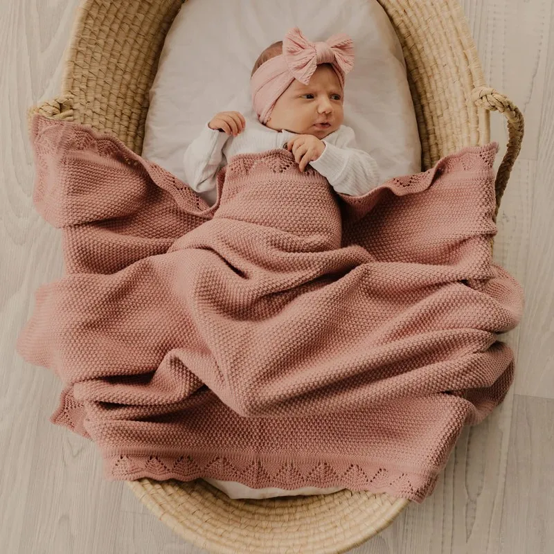 

Classic Design Heirloom Baby Blanket Scalloped Edge Knitted Comforter Natural Cotton Swaddle