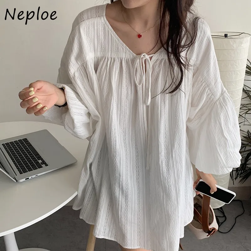 Neploe Loose Lantern Sleeve Femme Blouse Fashion Chic Retro V-neck Shirt Women 2024 New Loose Casual Solid Color Blusas 1F581