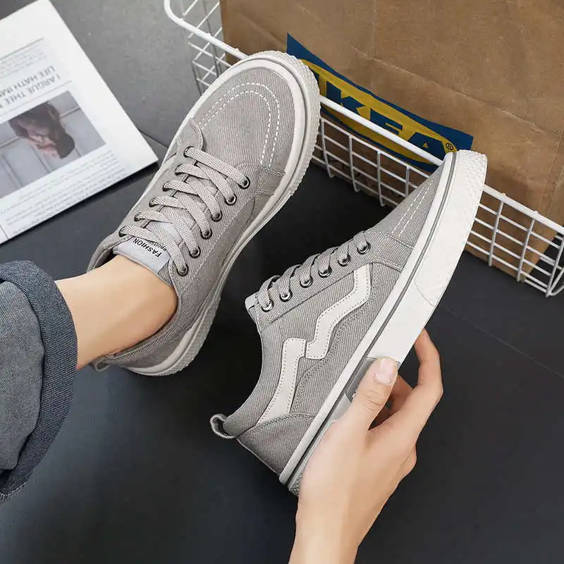 

Легкие женские ботинки на шнуровке, прогулочная женская обувь на плоской подошве, размеры 38, кроссовки, спортивные заводские тренировки, мобильный теннис, роскошный тип, праздник