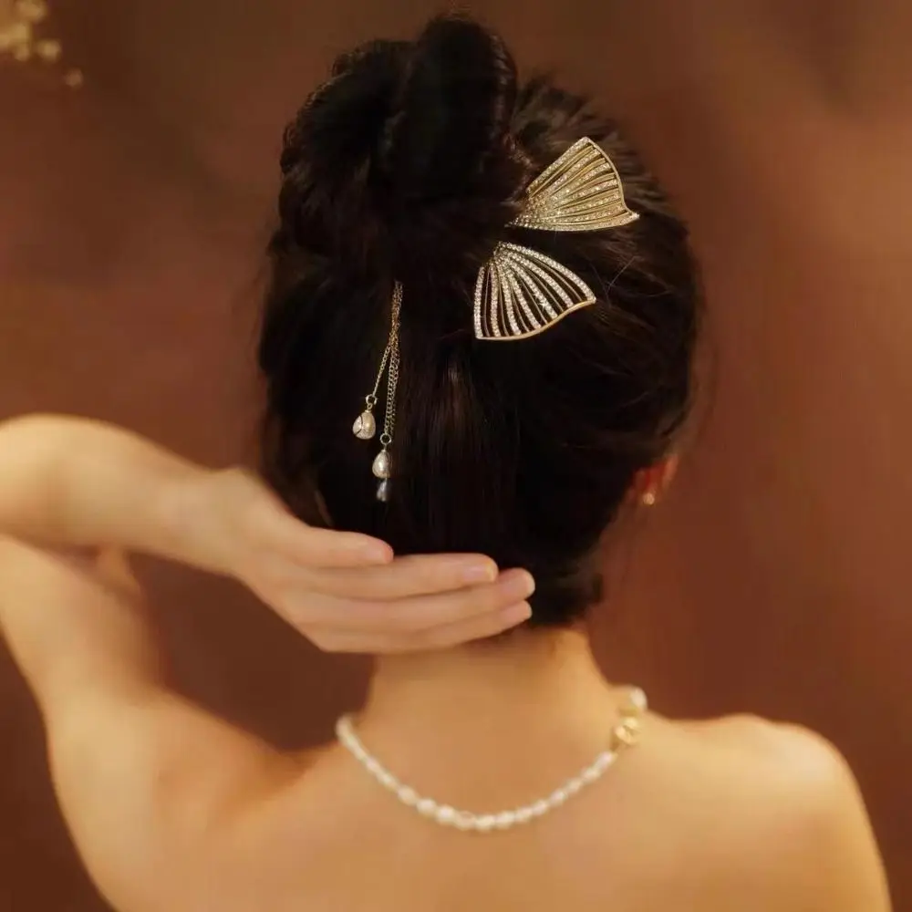 

Pearl Alloy Headwear Ponytail Holder Headdress Korean Style Hairpin Women Hair Clip Camellia Horsetail Buckle Hair Accessories