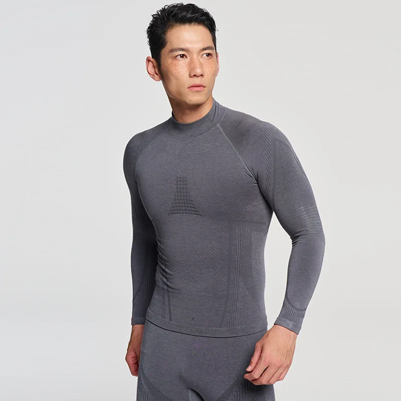 

Комплект термобелья для мужчин и женщин для зимних видов спорта: влагоотводящие топ и штаны для холодной погоды