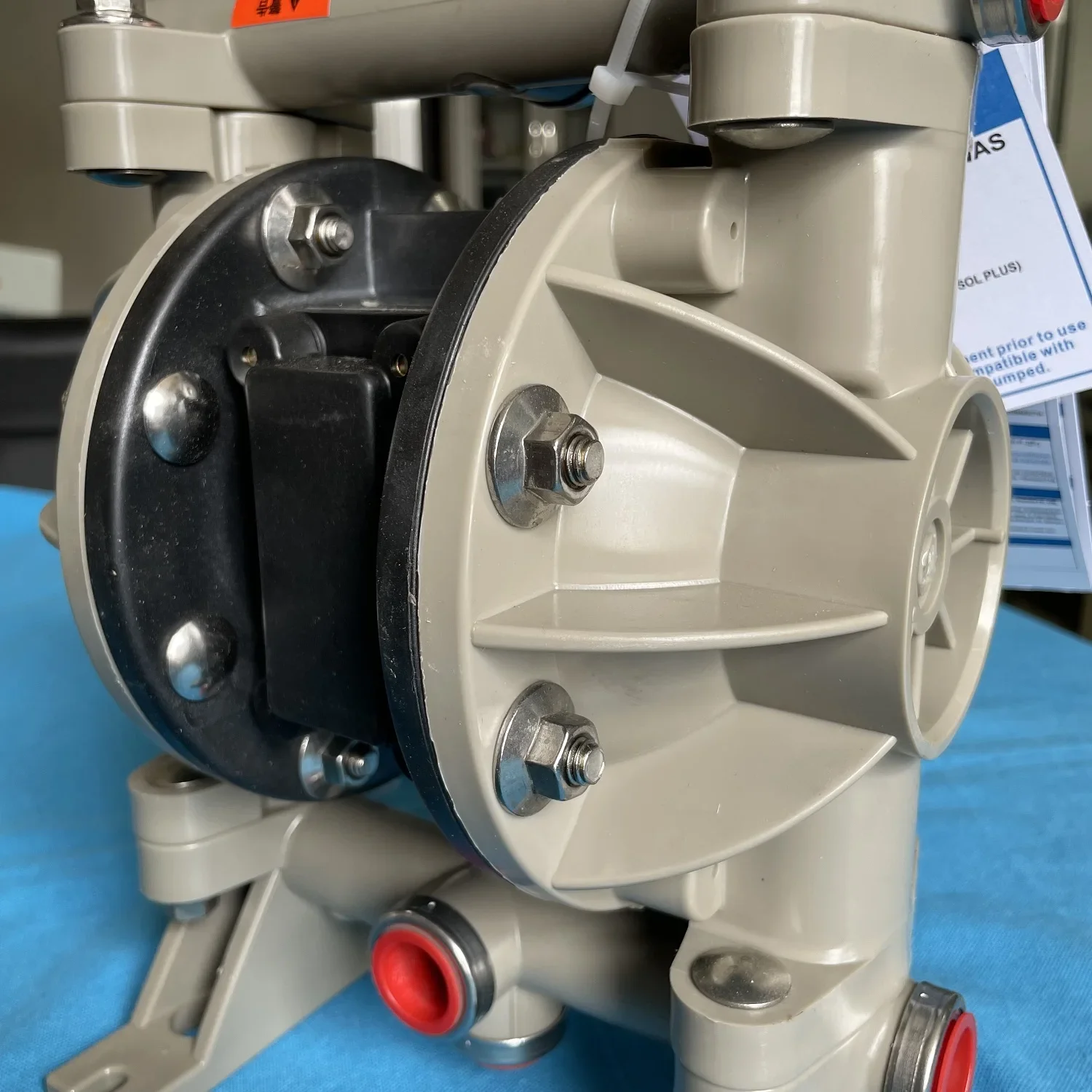 Industrial pumps double aro diaphragm pump 66605J-3EB Polypropylene 0.5 inch AODD Pumps with Santoprene Diaphragm