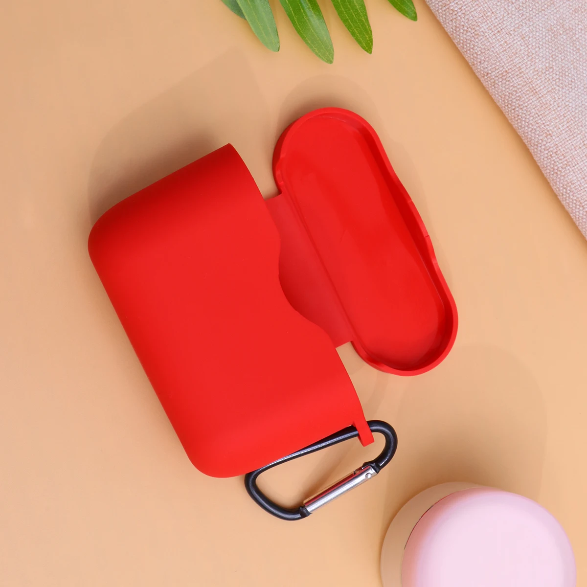 

Wireless Earphone Protective Box Silicone Earbuds Case Cover with Carabiner Compatible for WF-1000XM3 (Red)